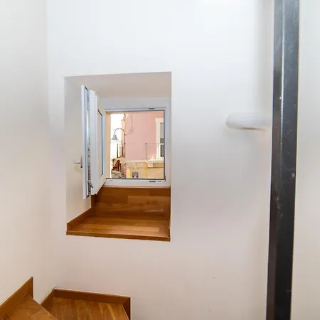 Guest house Santa Sofia 4*